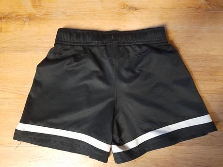 Sportovní kraťasy nike, vel 134/140, top stav, nike,134