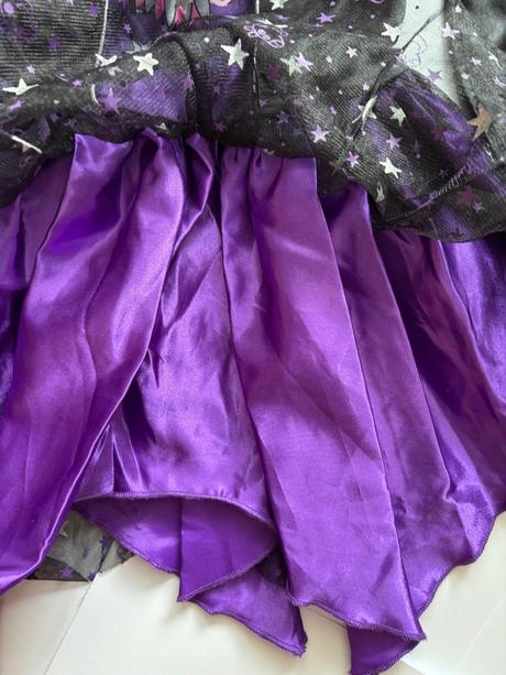 An20/ kostým čarodějnice - v.3/4 roky,