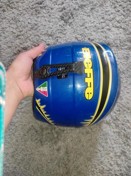 Lyžařská helma, xs