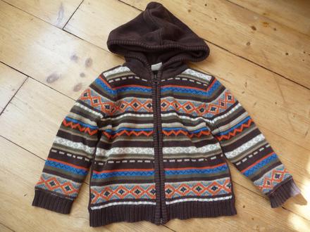 Zateplený svetřík, 92