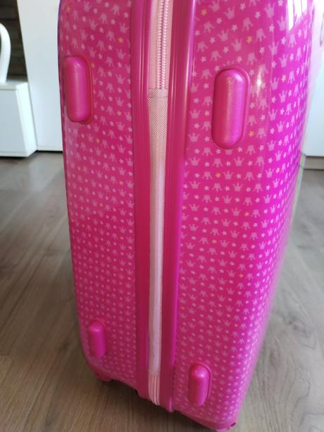 Dívčí cestovní kufr skořepinový, 