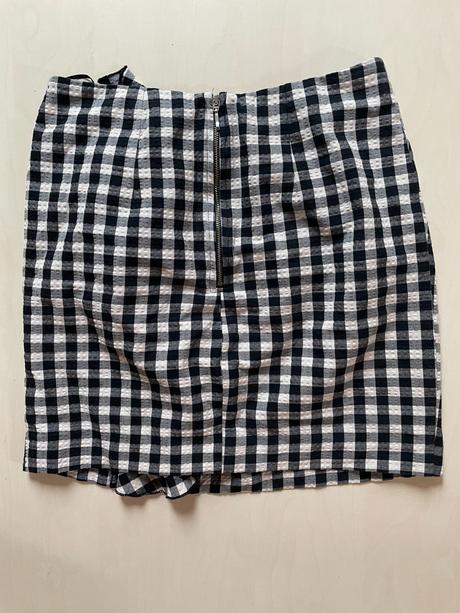 Káro sukně s volánem a rozparkem, vel s, hm, h&m,s