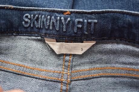 Džíny vel. 5 let, john lewis,110