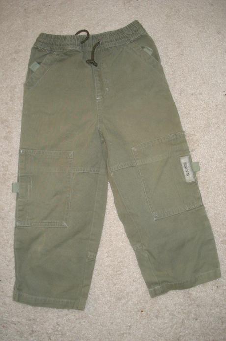 Plátěné kalhoty, 104