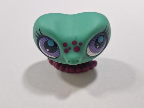 Littlest pet shop zelená žába,
