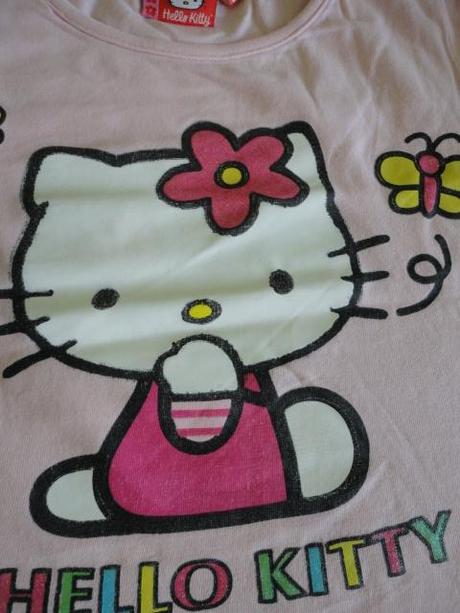 Hezké tričenko série hello kitty, vel. 2-3 roky, 98