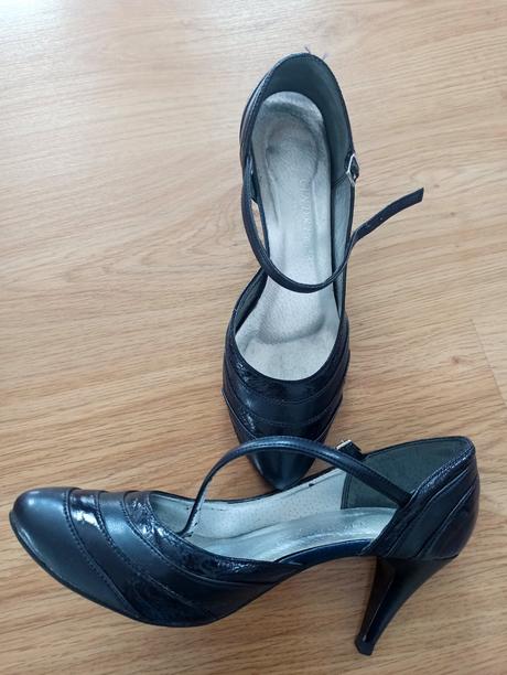 Boty společenské vel.37/38 (vnitřní stélka 24cm), 38