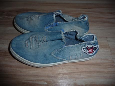 Džínové boty, 31