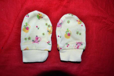 Kojenecké bavlněné rukavičky na 0-2měs., 56