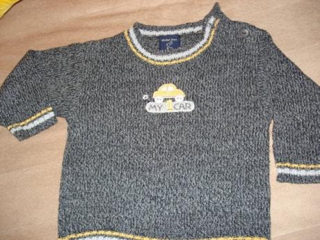 Příjemný svetřík, vel. 74-80, 74