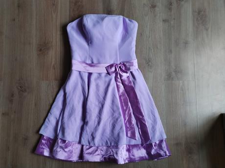 Lila fialové šaty bez ramínek vel m 38, m