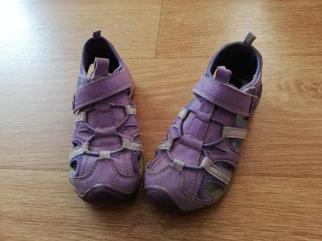 Sandálky vnitřní stélka 19 cm, 31