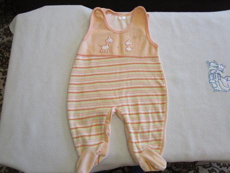 Téměř nové, krásné oranžové sametové dupačky, v.80, 80