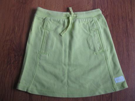 Zelenkavá sukně, 116