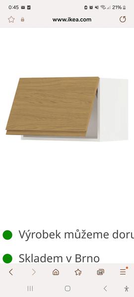 Kuchyně IKEA s dekorem dřeva. Podělte se o zkušenosti a foto.