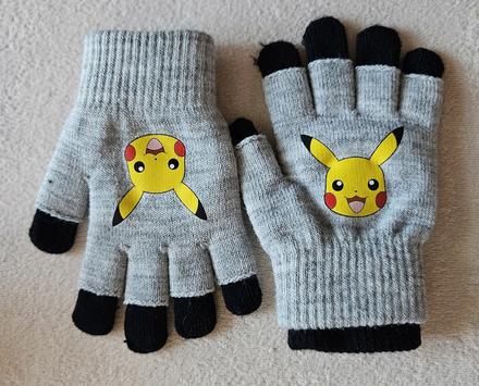 Dětské nové prstové rukavičky šedé pokemon pikachu, 104