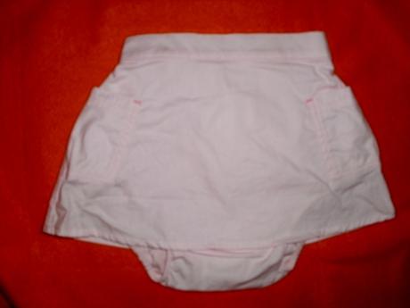 Sukýnka s kalhotkama a sytě růžové puntikaté tríčo, tu,68