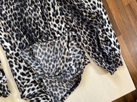 Nové, zvířecí motivšaty, vel m/l, stella, l