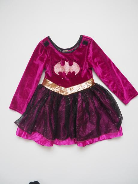 Kostým batgirl vel 104,