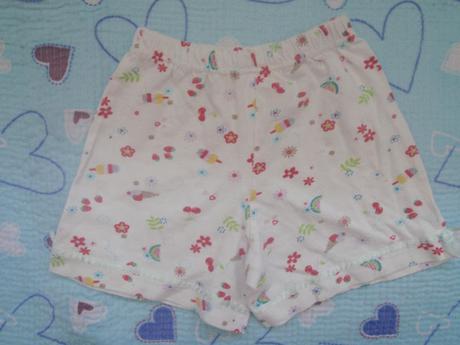 Bílé šortky, kraťásky, kraťasy s letními motivy, 98