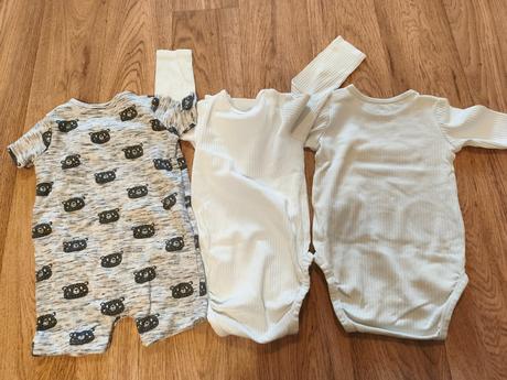 2krát bílé body h&m unisex + letní overal, h&m,74