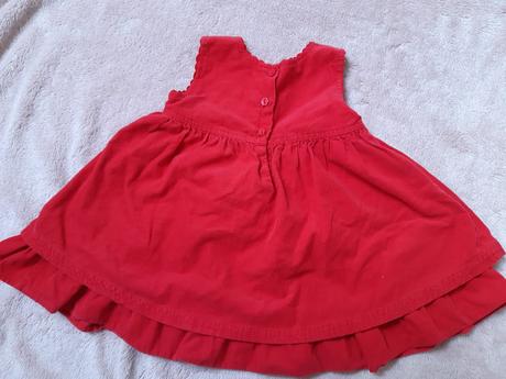 Sváteční šaty, 74