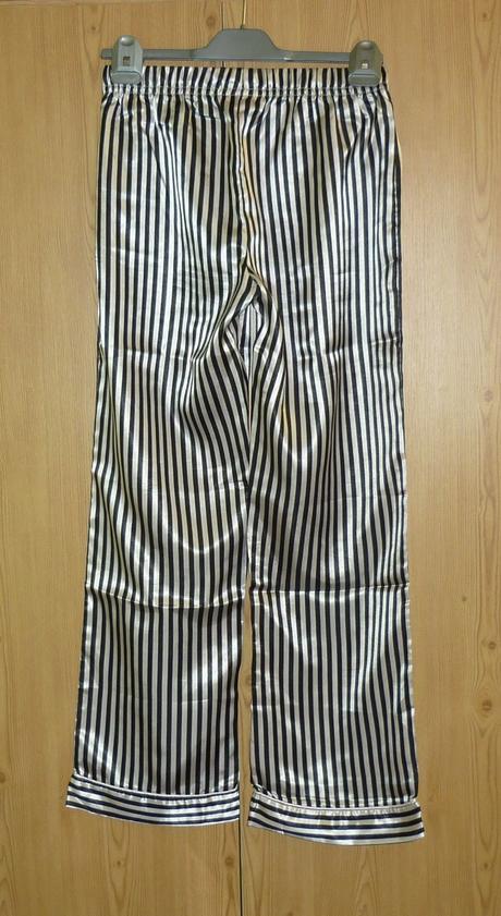 Dámské černobílé pyžamo forever dreaming, s