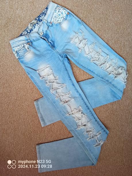 Rifle trhané zn."simply chic" vel."36/s", s