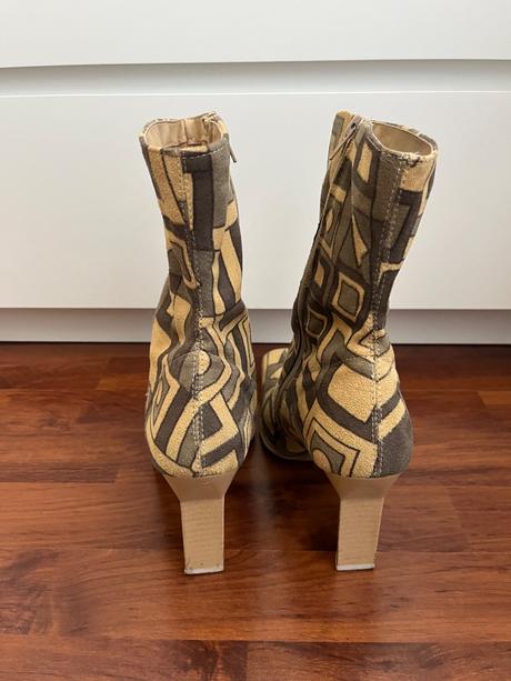 Nízké kozačky na podpatku, 40