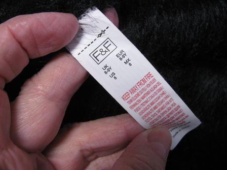 Dívčí černý svetr s vánočním motivem, 134