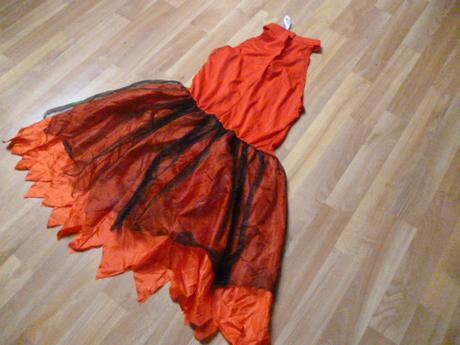 Karneval dospělý vel.s-m šaty, 