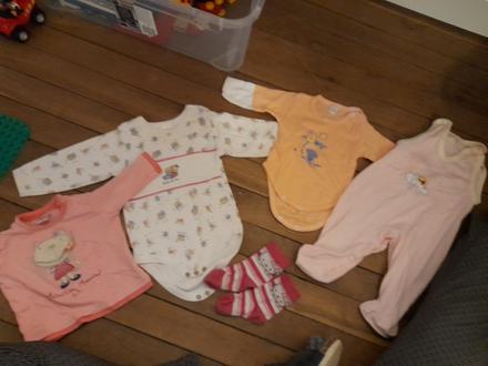 Balík věcí na miminko,mix na holku,tričko,bodýčko, 68–80