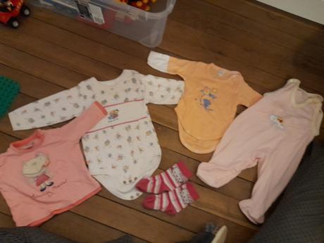 Balík věcí na miminko,mix na holku,tričko,bodýčko, 68–80