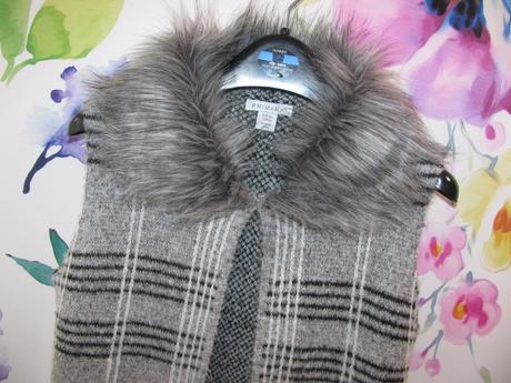 Elegantní dívčí vesta z pleteniny, primark,140