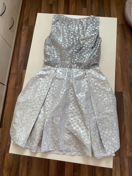 Stříbrné šaty se vzorem, vel l menší cca m i s, mo, m