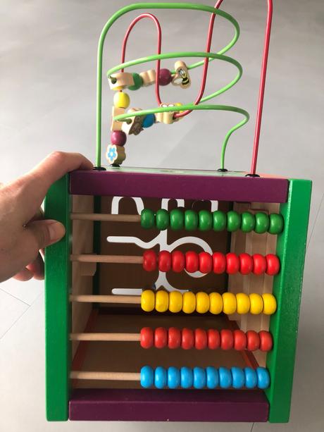 Dřevěná motorická kostka wood labyrint xylofon,