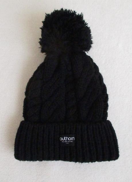 Dámská černá zimní čepice kulich outhorn s/m, s