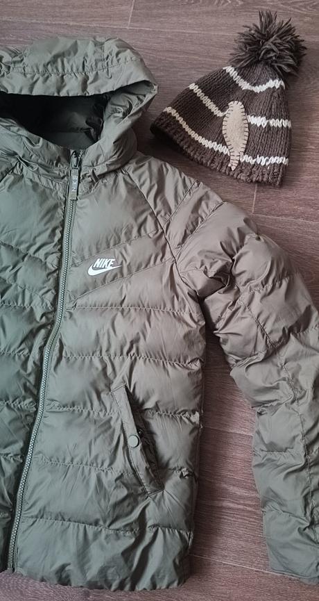Prošívaná bunda nike vel. l 147/158 +kulich burton, nike,146