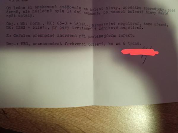 Umíte někdo přeložit zprávu z neurologie?