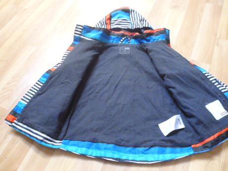 Pruhatá bunda vel. 2-3, 98