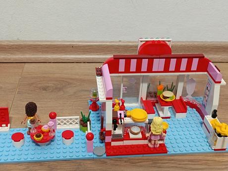 Lego friends 3061 kavárna v parku,