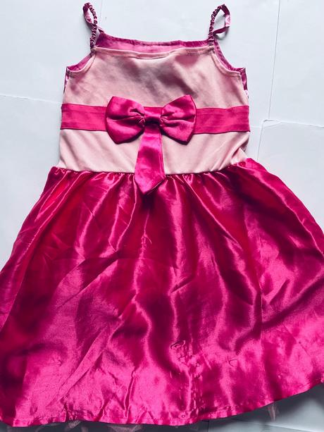 An8/ šaty roztleskávačky - v.5/6 let,