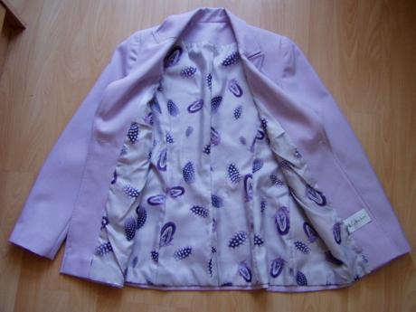Krásné fialkové sako, 38