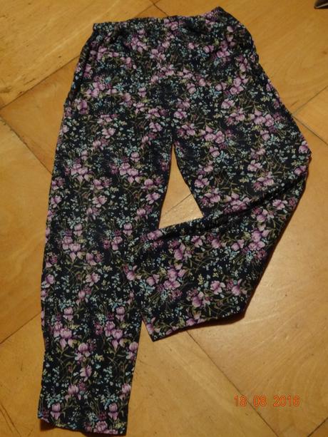 Květinkové kalhoty, 146