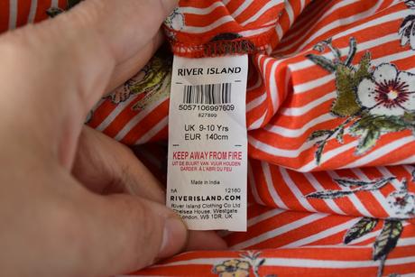 Šaty vel. 9 - 10 let, river island,140