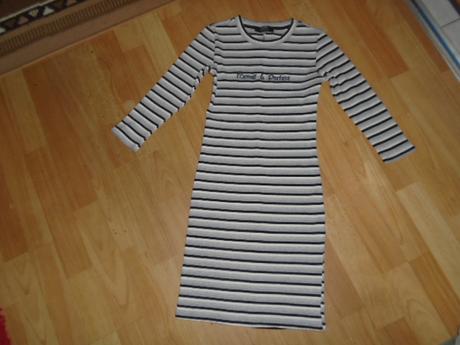 Šaty proužek vel  s elastické, bershka,158 / 164 / s / xs