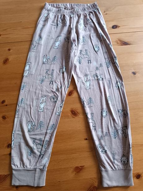 Bavlněné pyžamo, 146
