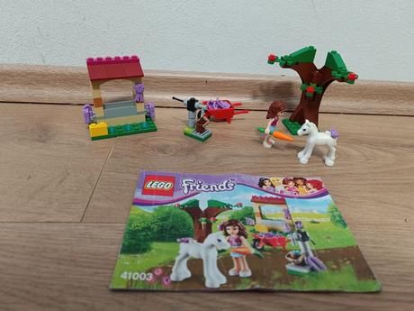 Lego friends 41003 olivia a hříbě, 