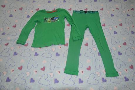 Pyžamo pyžamko, spodní vrstva oblečení, lupilu,104