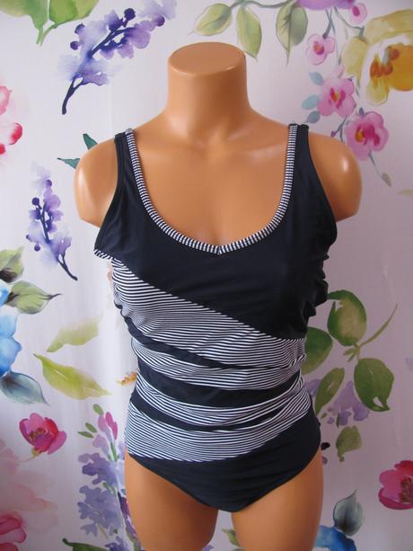 Dámské tmavě modré jednodílné plavky, 42